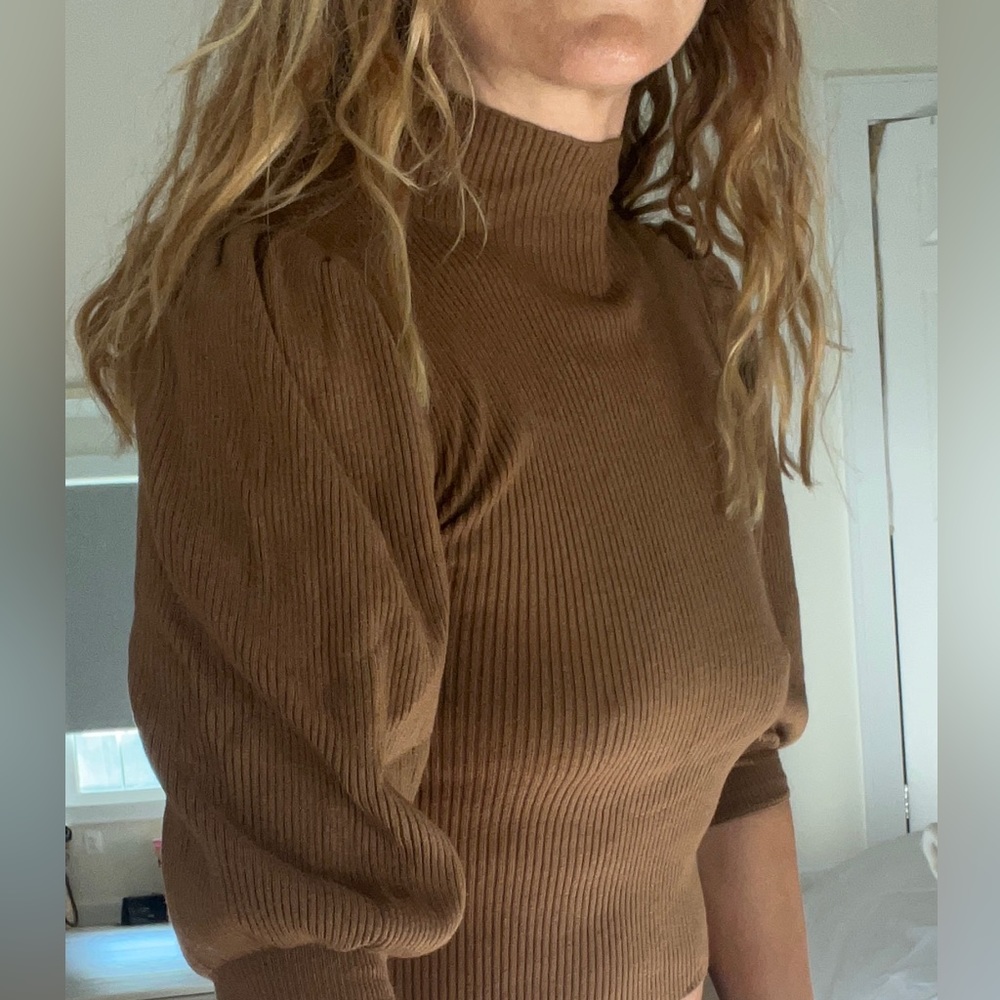 Puff sleeve knit shirt. Super soft.
